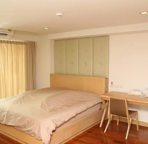 Serenita Aparthotel Bangkok