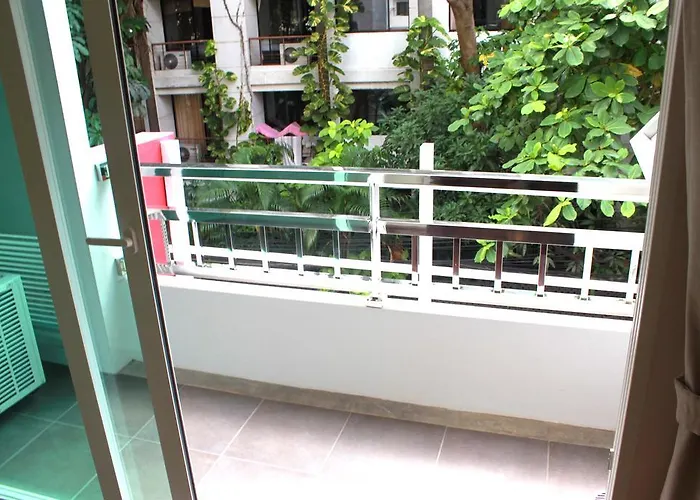 Serenita Aparthotel Bangkok